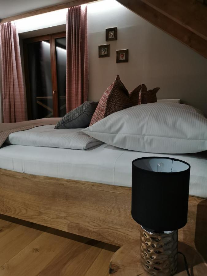 Hotel Koliba Na Vrsku Bytca Esterno foto